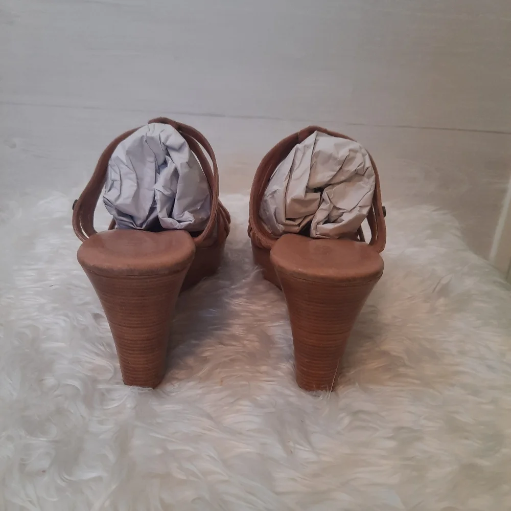 Ugg strappy platform wedge sandals sz 11W - Picture 7 of 7